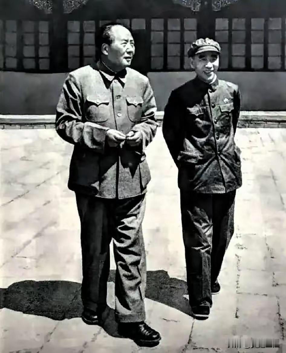 伟人气势磅礴力量永远威慑着世界妖魔鬼怪，伟人曾言：不管风吹浪打，胜似闲庭信