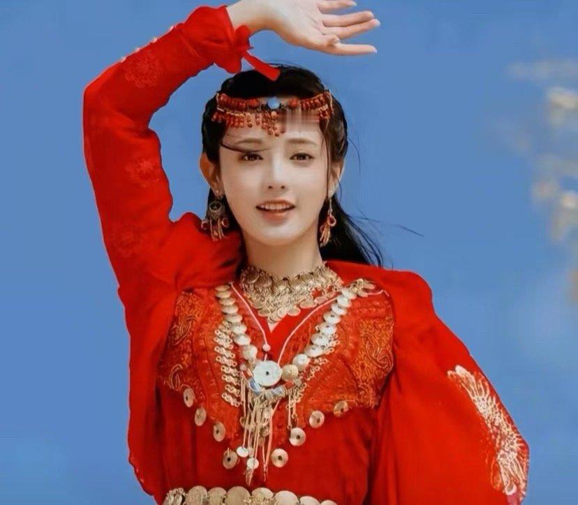 彭小苒终于有能超越东宫的妆造了​​​
