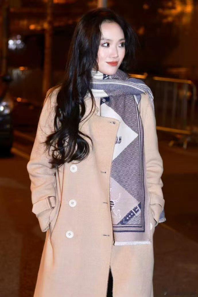 专访声鸣远扬歌手苗梦初苗梦初回应被尚雯婕三问野心羞耻谁被苗梦初狠狠戳中？她回应