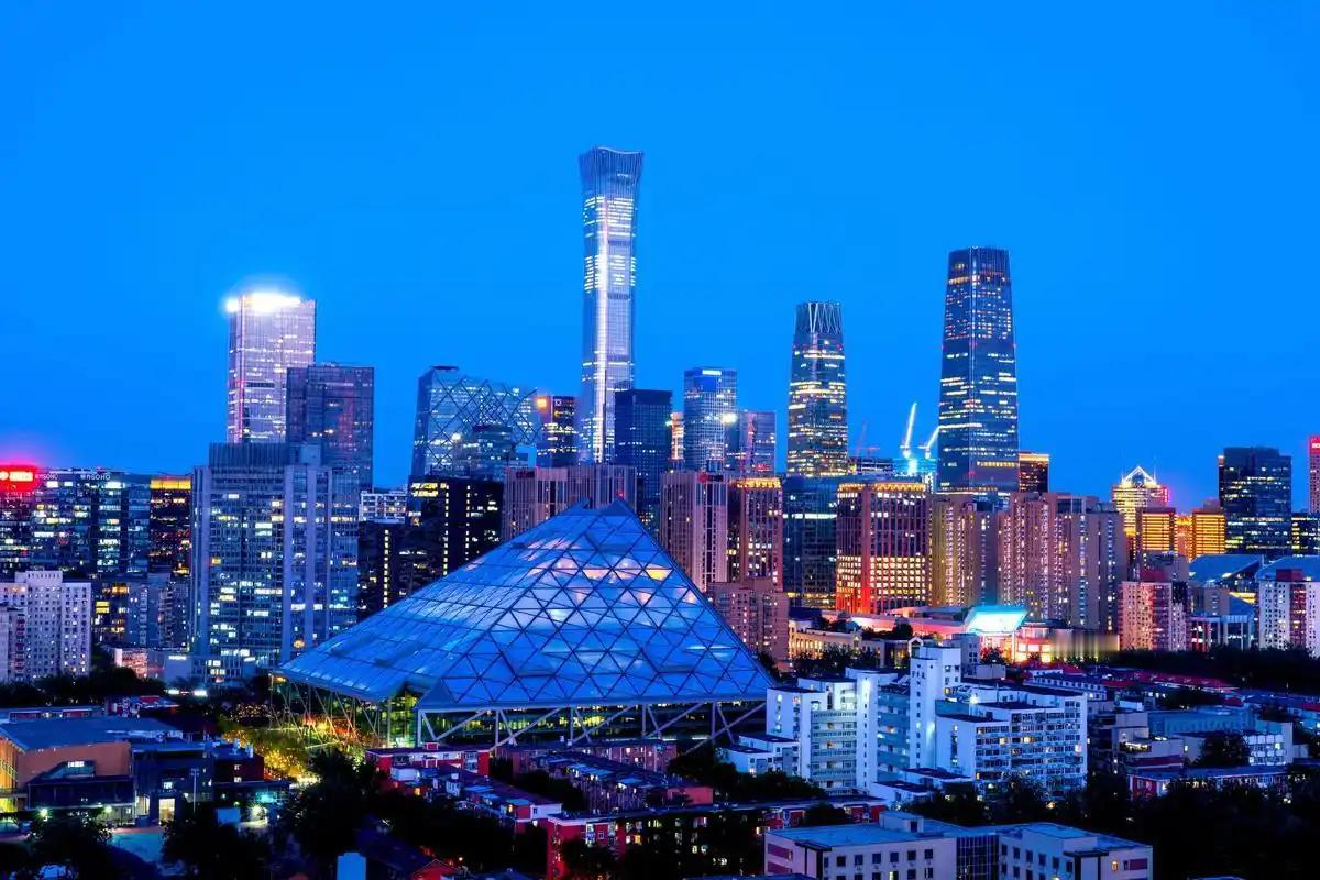 不愧是首都，北京这两天抢眼了：央行北京市分行披露，3月末，北京市各项存款余额高达