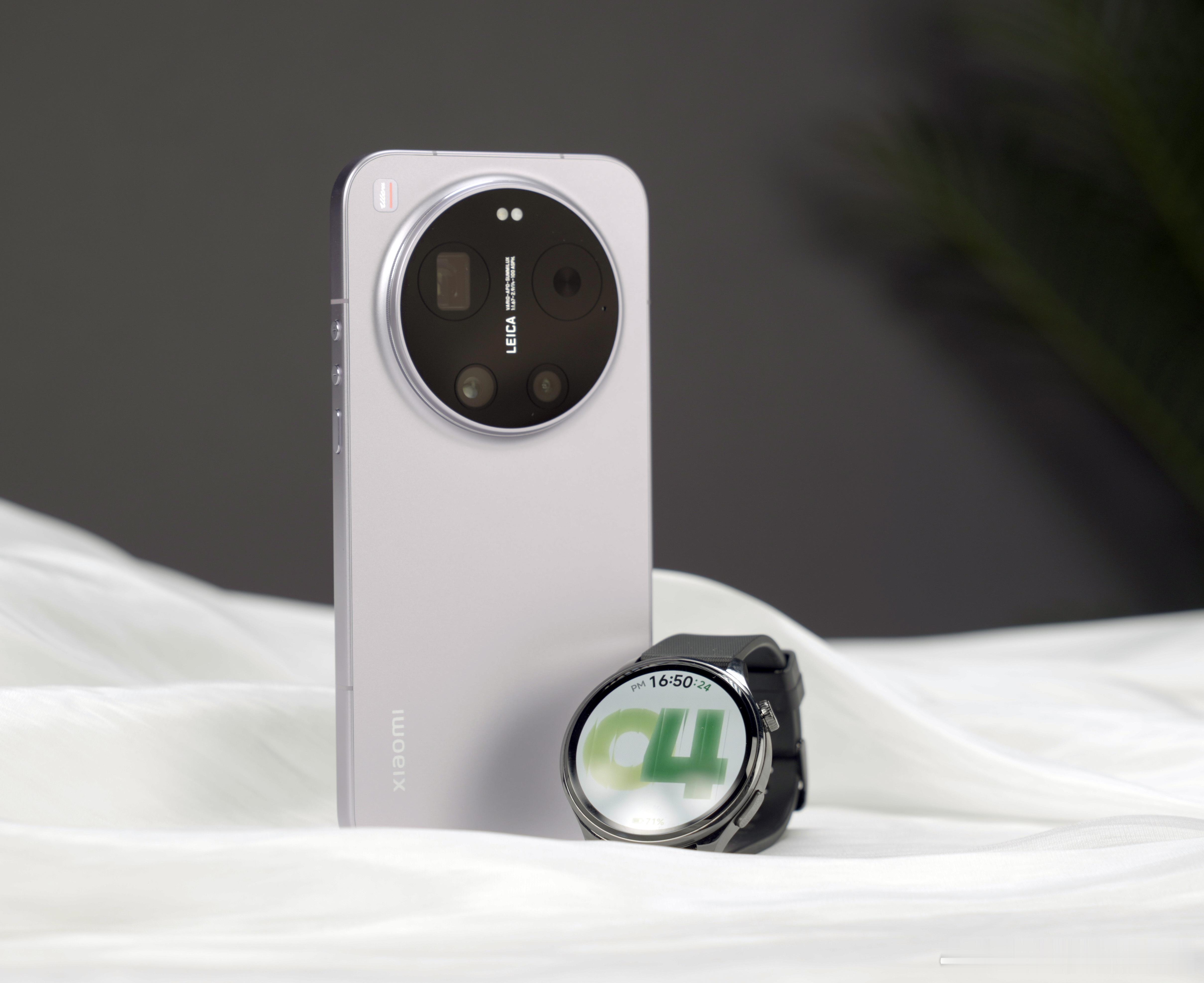 小米Watch5收到啦，真有高端腕表那味儿了47mm表径，窄黑边，加上150