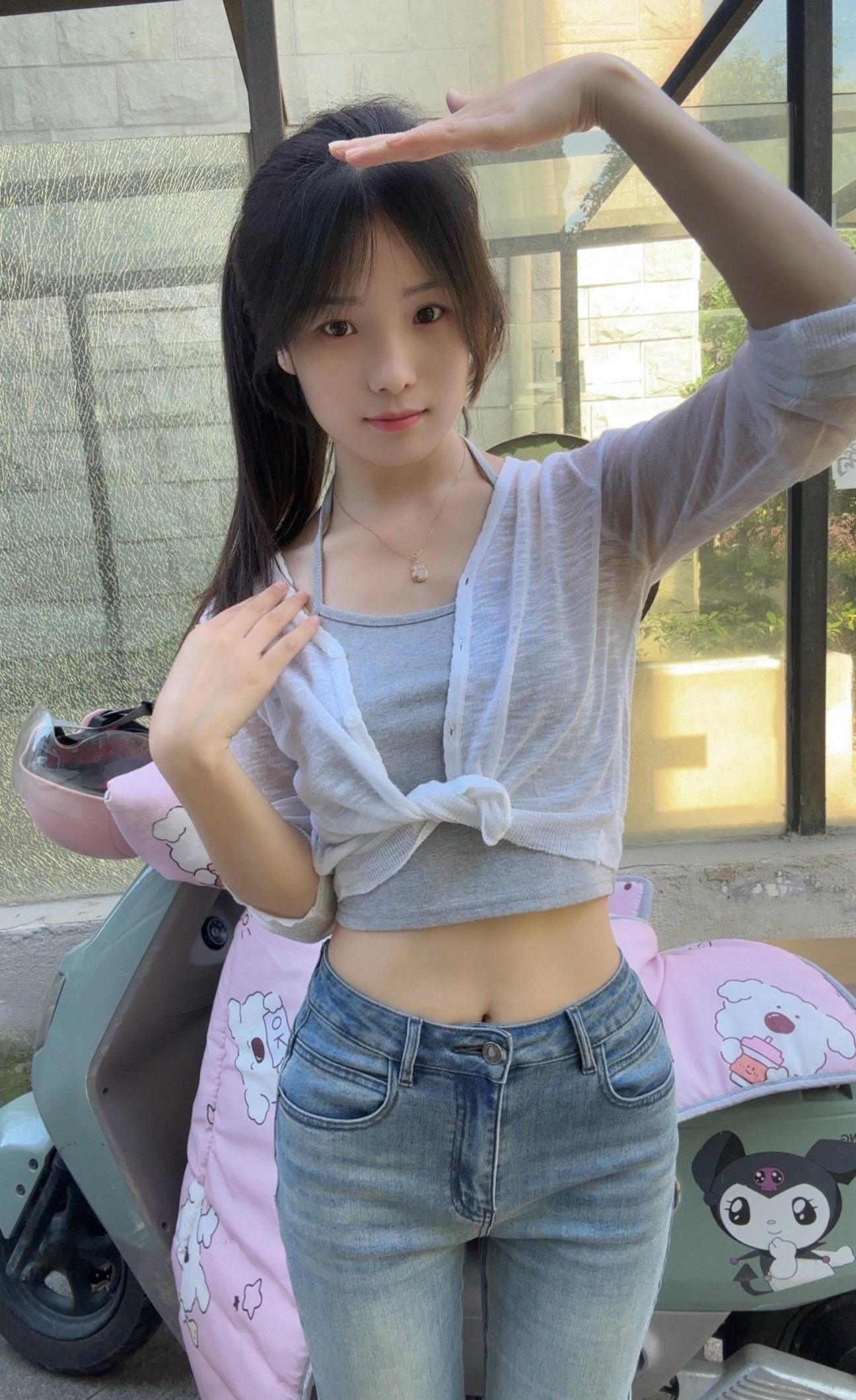 人生没有真正的上岸，只有越来越会游泳的自己。