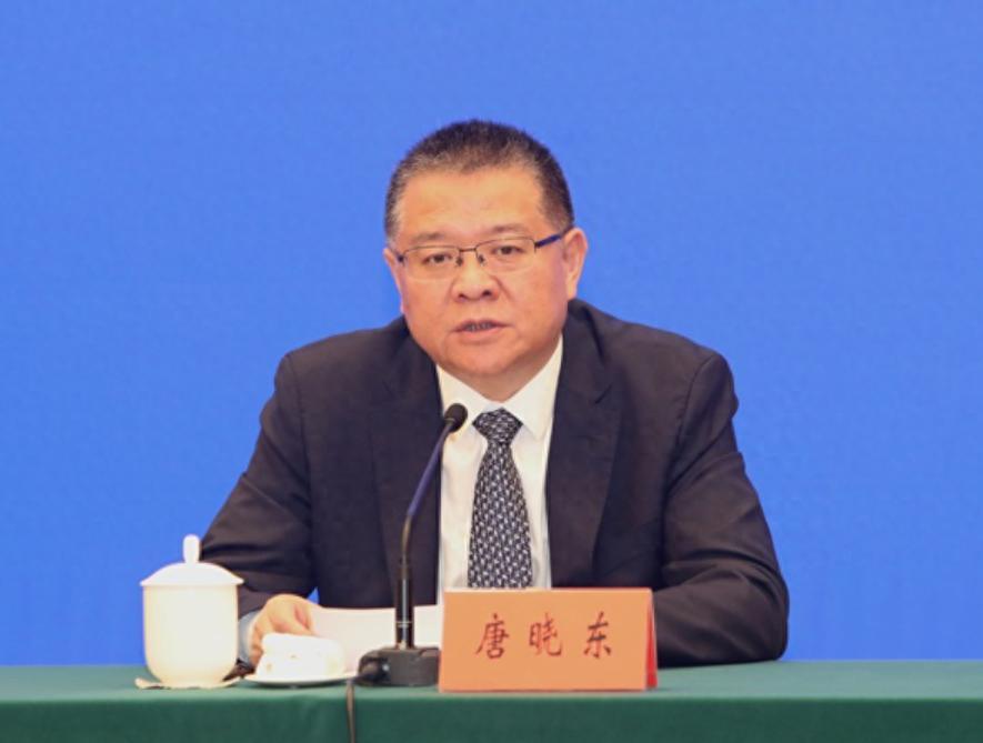 苏州虽然是正厅级城市，但因为经济地位重要，市委书记一般由江苏省委常委兼任调配副省