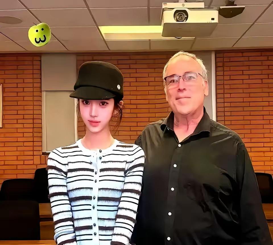 女溜子与陪读妈妈“塌房”背后：那个朋友圈里永远是娃和蓝天的妈妈，私下里的暧昧对话