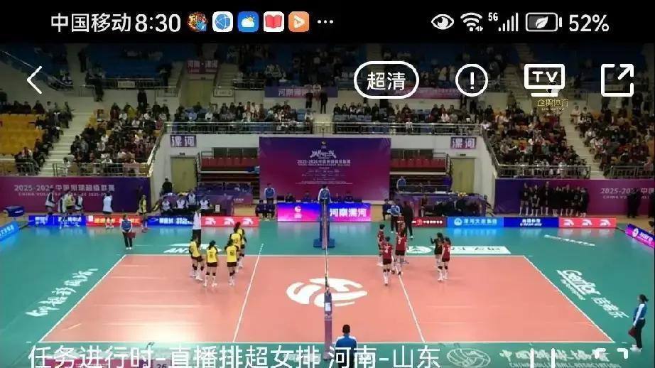 她狂砍18分，我们却0-3输了。第三局28-26，球砸向地板那一刻，全队安静得可