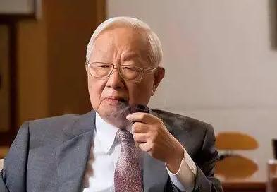 台积电创始人张忠谋毫不客气地表示：中国14亿人口，从来就不缺人才，全送到美国了，