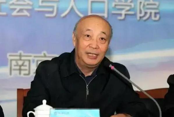 一旦开放二胎，中国新生人口将会激增？10年前，中国专家做出的预测竟然错到离谱，这