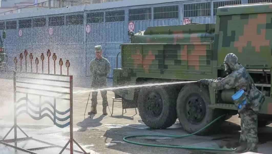 南部战区海军某部组织比武练兵百余名官兵同台竞技南部战区海军某部近日组织比武