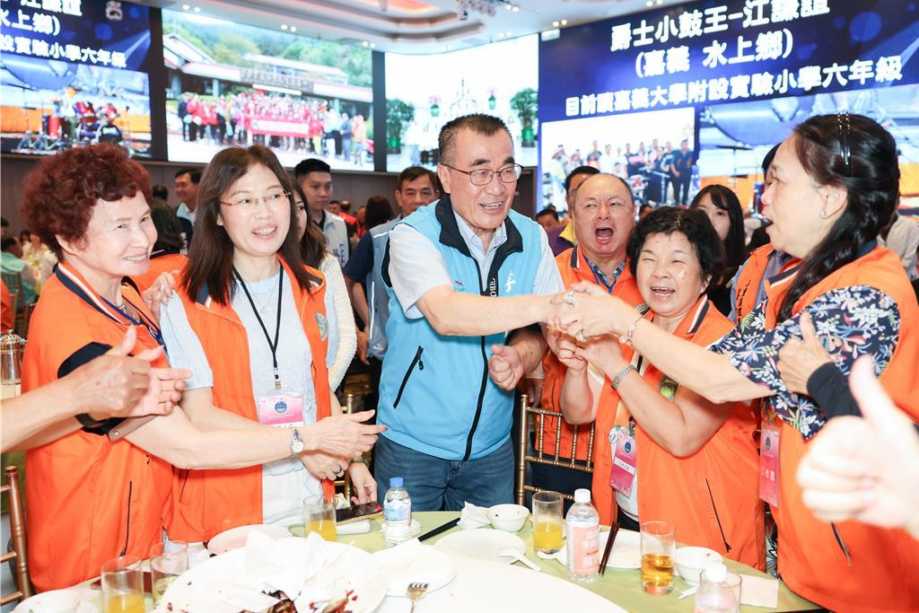 揪新北嘉义同乡会场景洪孟楷赞李四川：已走出人设2026新北市长选举，民进党民