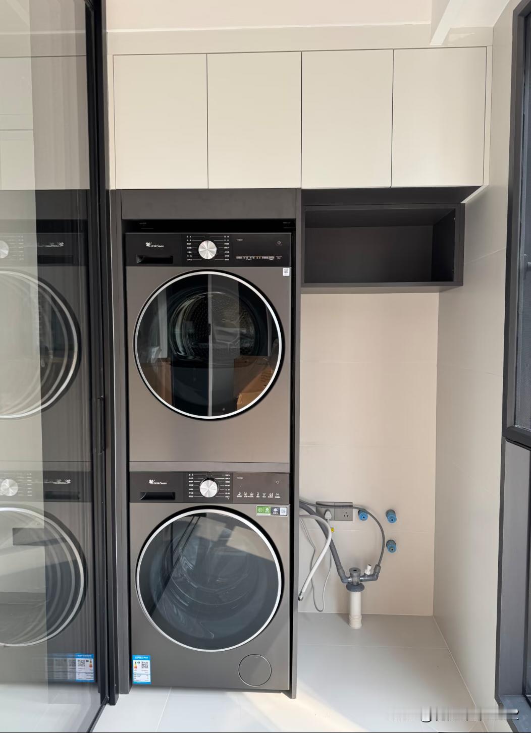 洗衣机装完居然还有这么大的缝，怎么办！洗烘套装没有完美嵌入，设计的时候说留一点