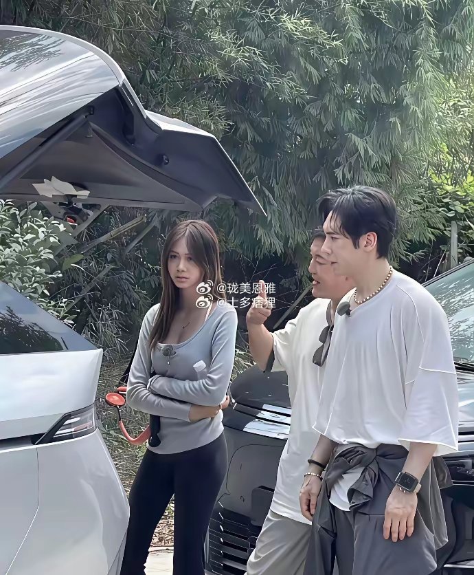 她确实继承了自己母亲所有的优点，没有任何缺点