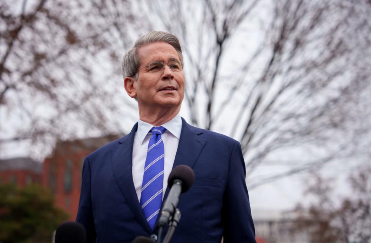 美伊谈判破裂，双方调兵遣将，局势重新升温之际，美国又打出一套“中方牌”，不仅给中