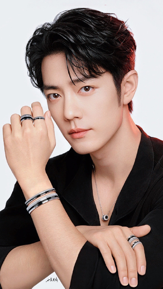 肖战高奢新广，把贵气与诱惑相融合，扑面的魅力谁挡得住？