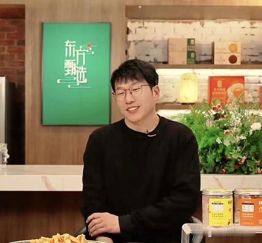 俞敏洪的知识型带货主播的时代结束了，新总裁来老主播撤退，随着明明、天权、中灿林