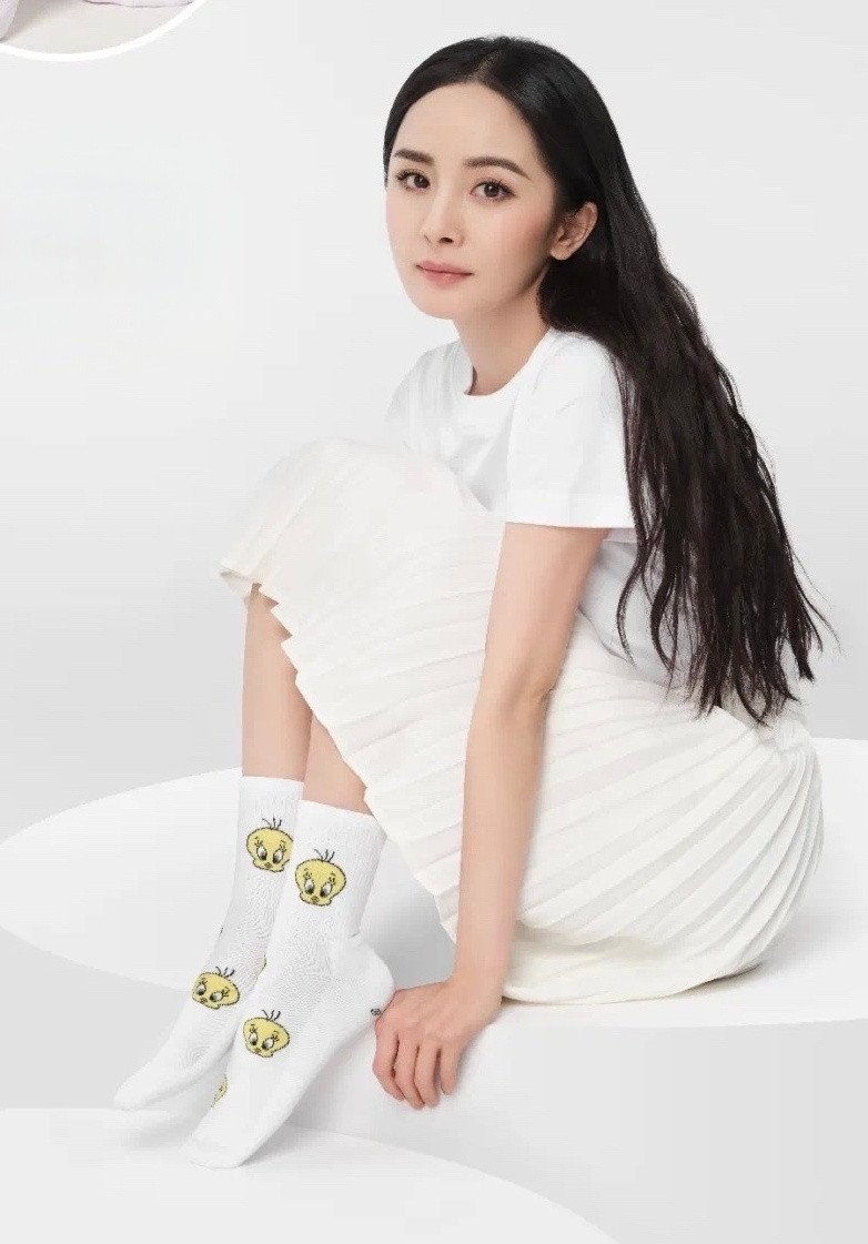 杨幂汤圆头像幂幂这性感大长腿代言字母袜