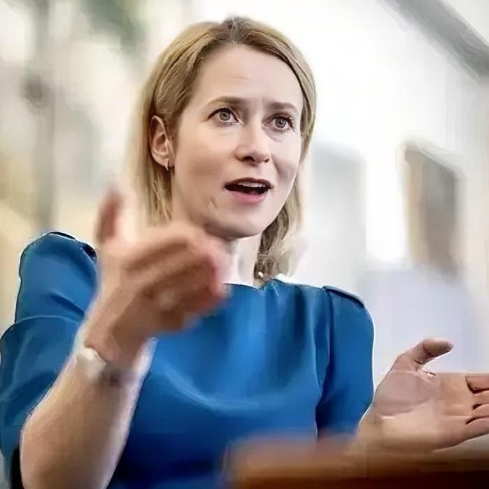 欧盟那位女外长卡拉斯总是天真地以为她的声音大一些，就能解决所有问题，殊不知有些问