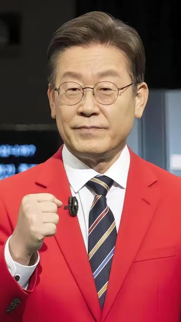 韩国刚刚突然宣布！ 刚出炉的重磅消息！就在48小时前，韩国突然挥出关税大棒，