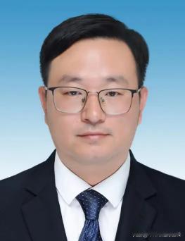 41岁正处，一场酒局毁了这个年轻人。6月1日通报的党员干部违规吃喝问题，有两个