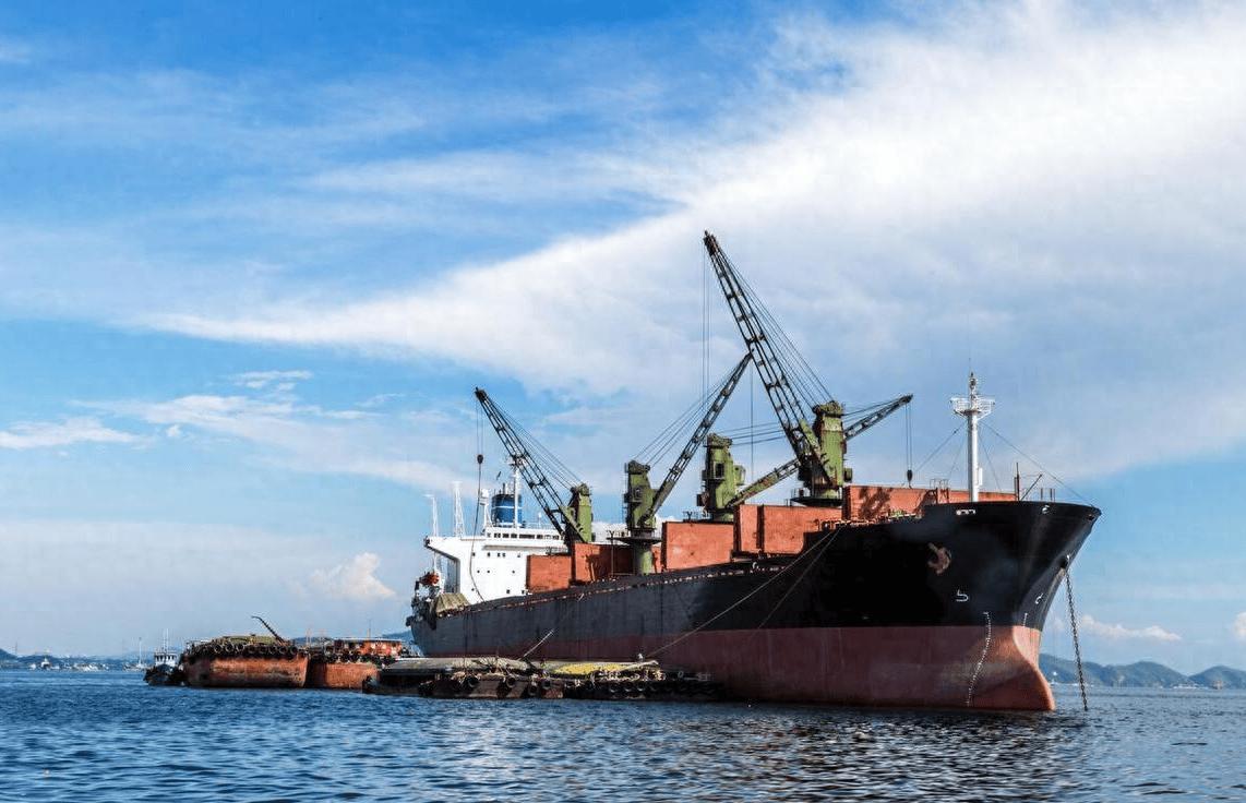 全世界终于看明白，为什么中国在25年疯狂囤积石油！现在美伊大战全球能源危机，中国