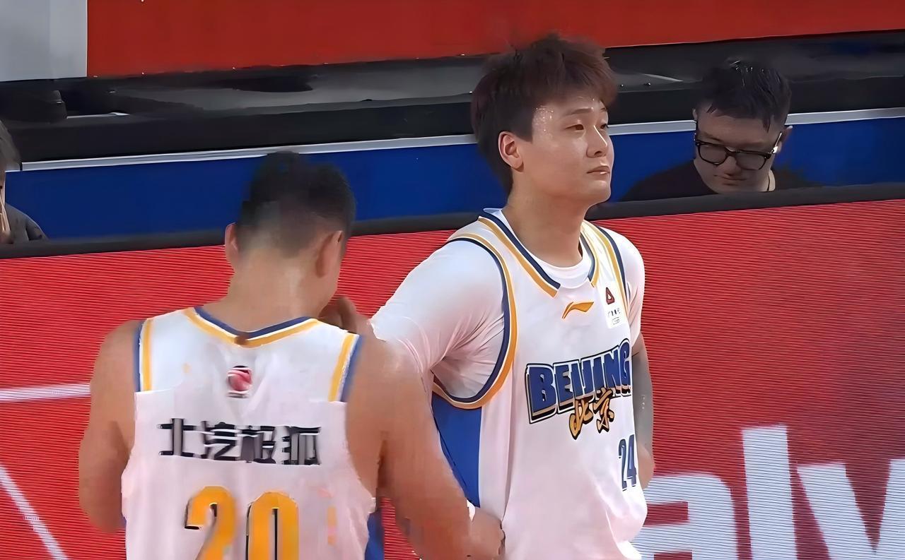 手刃旧主！赵睿打出了赛季最佳一战！北京男篮对阵新疆；这大概是北汽赛季至今遇到最