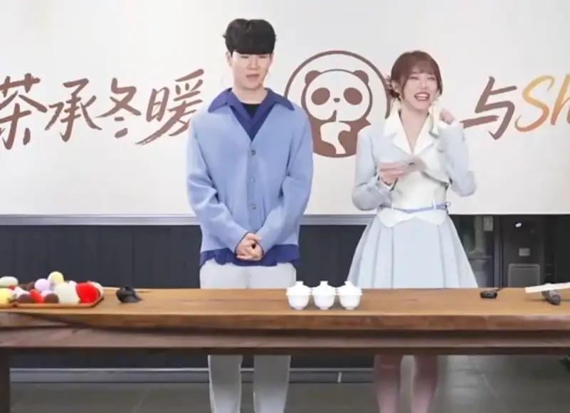 theshy退役了，谁能抗起lpl上单大旗。theshy宣布彻底退役，直播都