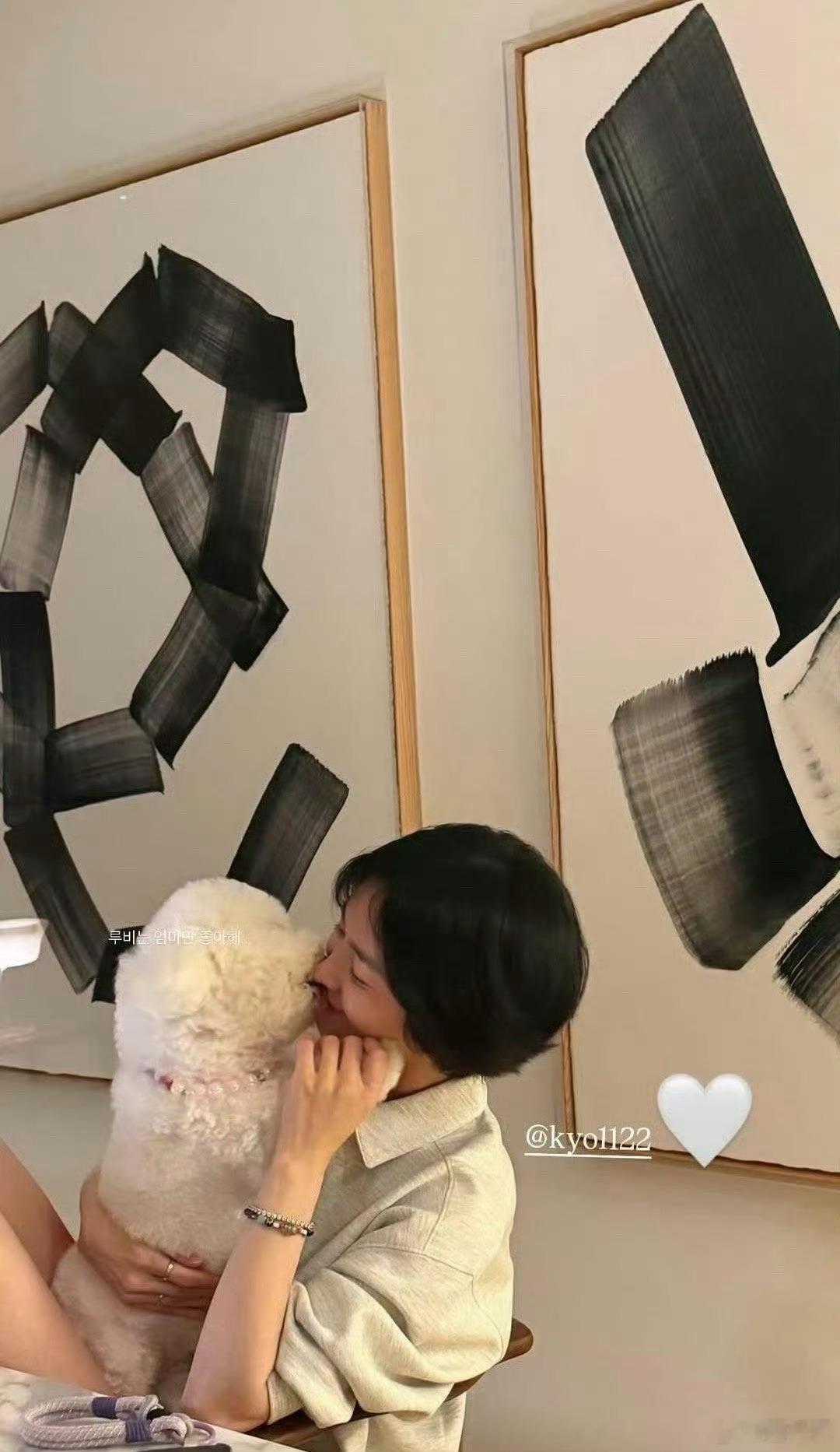 裴秀智和宋慧乔又约饭了漂亮女人吃漂亮饭🤩🤩​​​