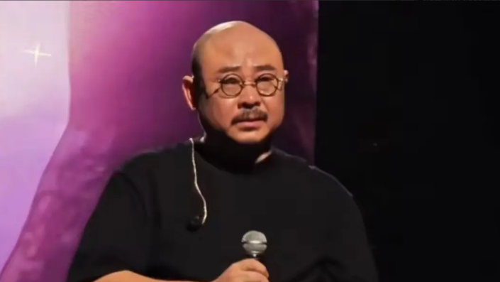 劝刀郎暂停全国巡演因为有另一个歌手也在全国巡演不是害怕这名歌手胜过刀郎也不