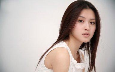 我养着你妈, 吃住不用她出钱, 跟我要钱是不是太过分了?