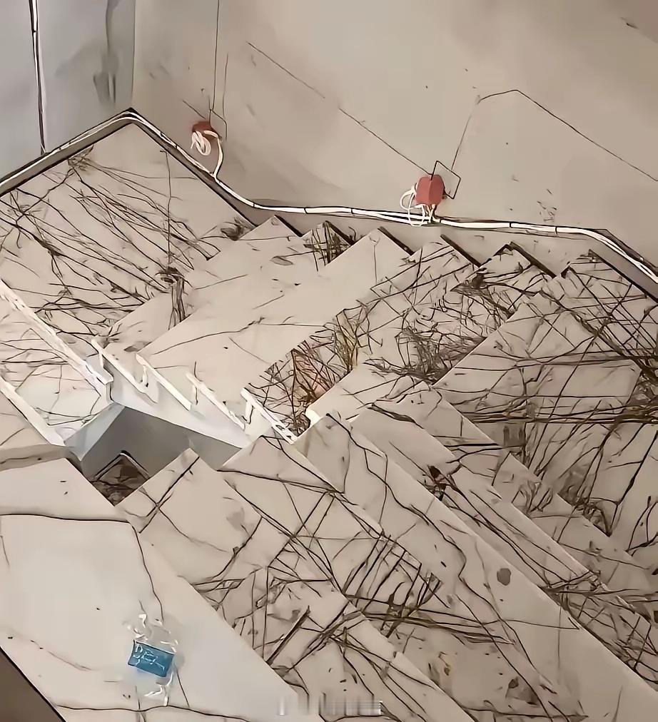 老婆选的装修风格，是不是挺漂亮的？很有创意的设计。