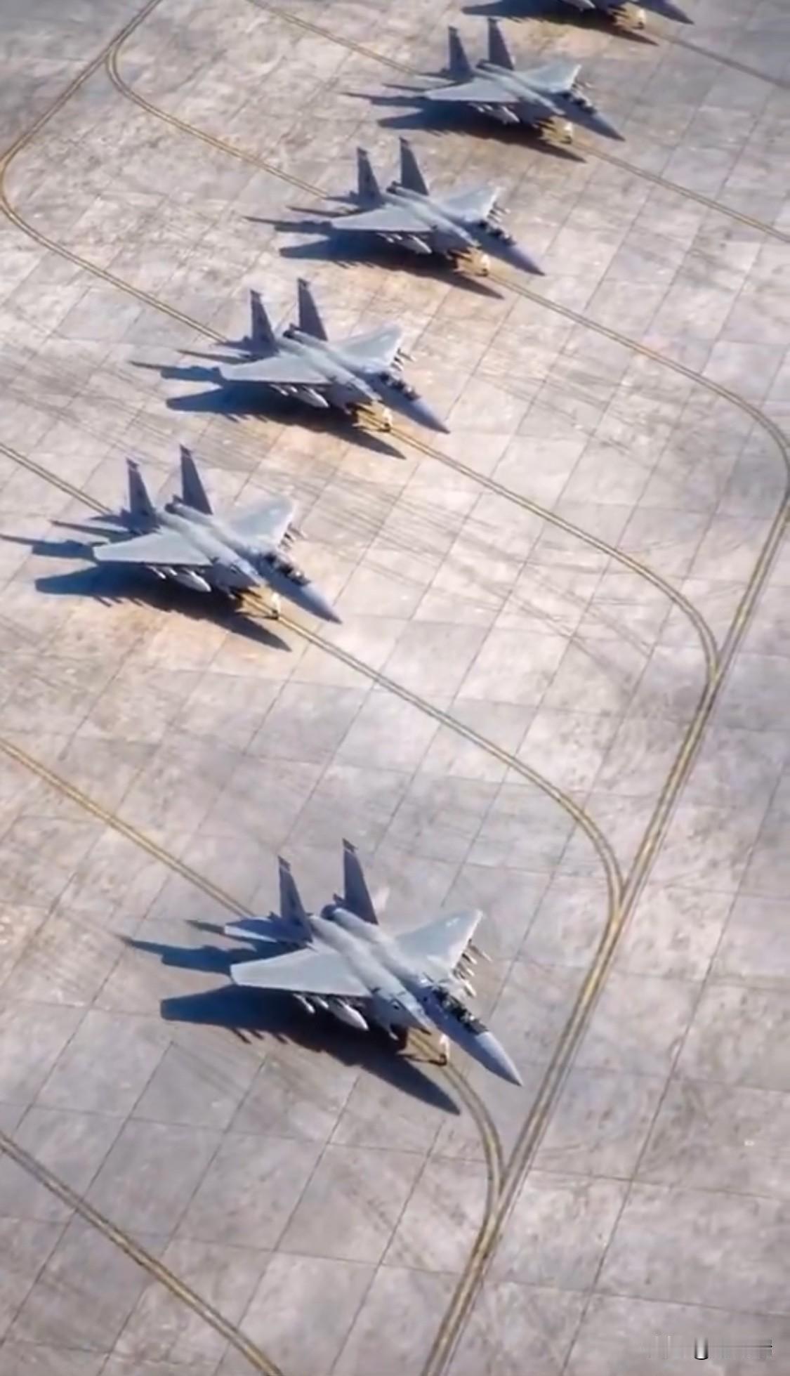 美国空军与诺斯罗普·格鲁曼公司签署了一份合同，开发并开始生产先进的导弹系统——S