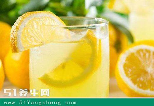 柠檬水要怎样泡更好喝? 柠檬水是泡得越浓越好吗?