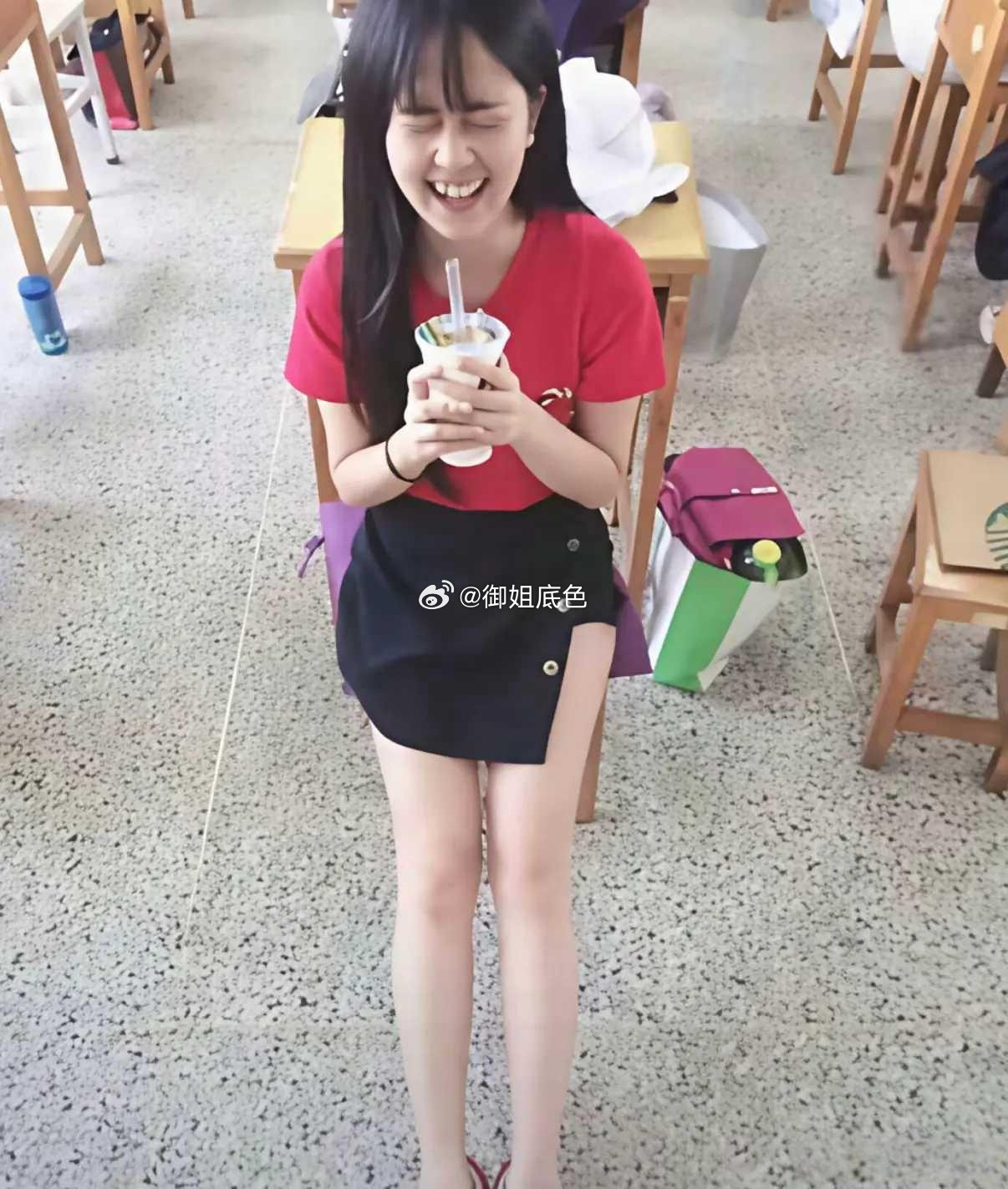 白鹿原来竟然长这样？好普通这真的是老天爷赏饭吃吗？看着很普通呀，这牙齿看着也蛮奇