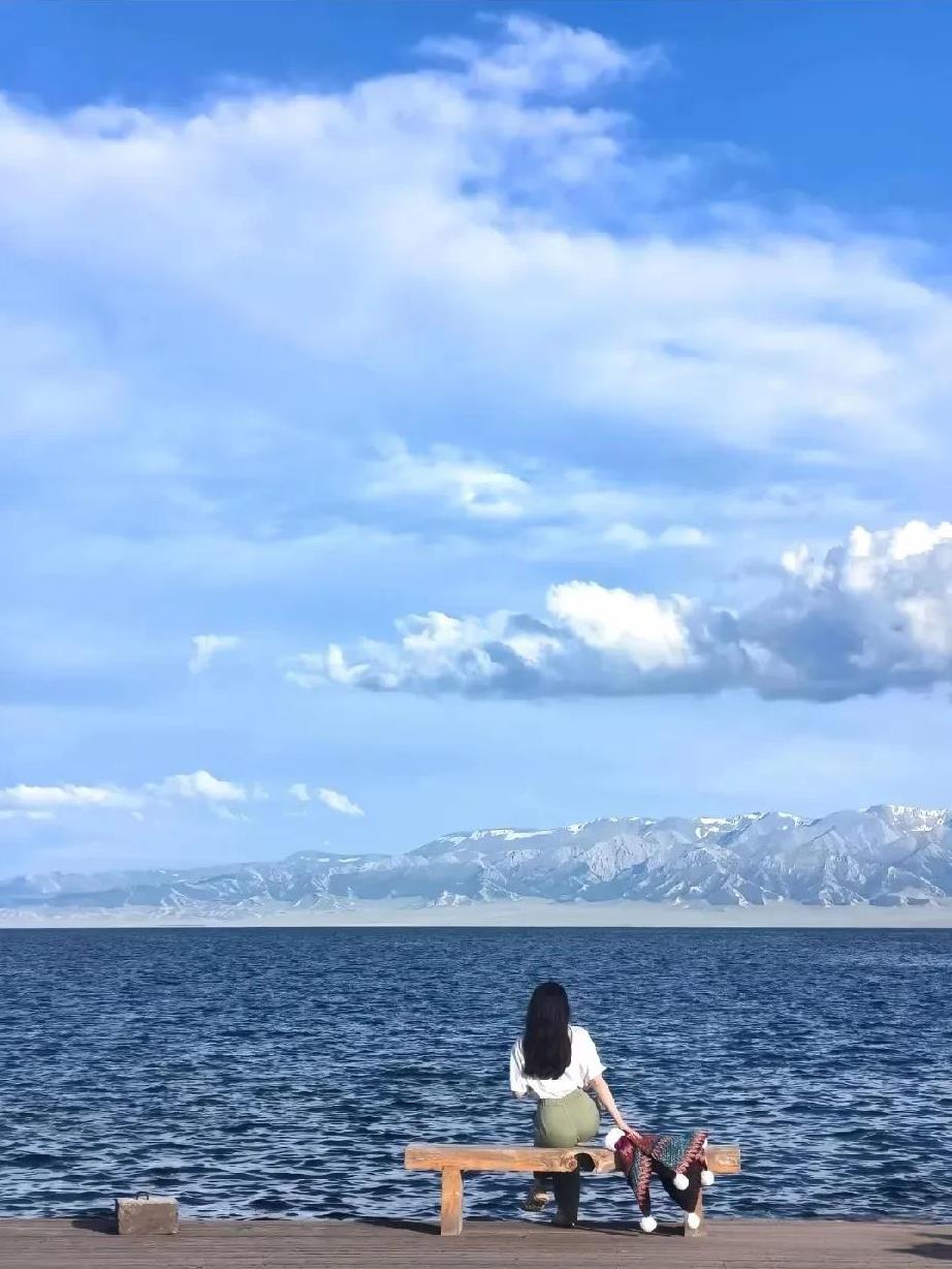 有没有人出来解释一下，新疆为什么会有海