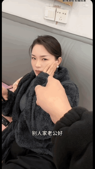 被家暴不敢吱声，难道有把柄被抓住？一巴掌接着一巴掌，一下比一下狠，美女就