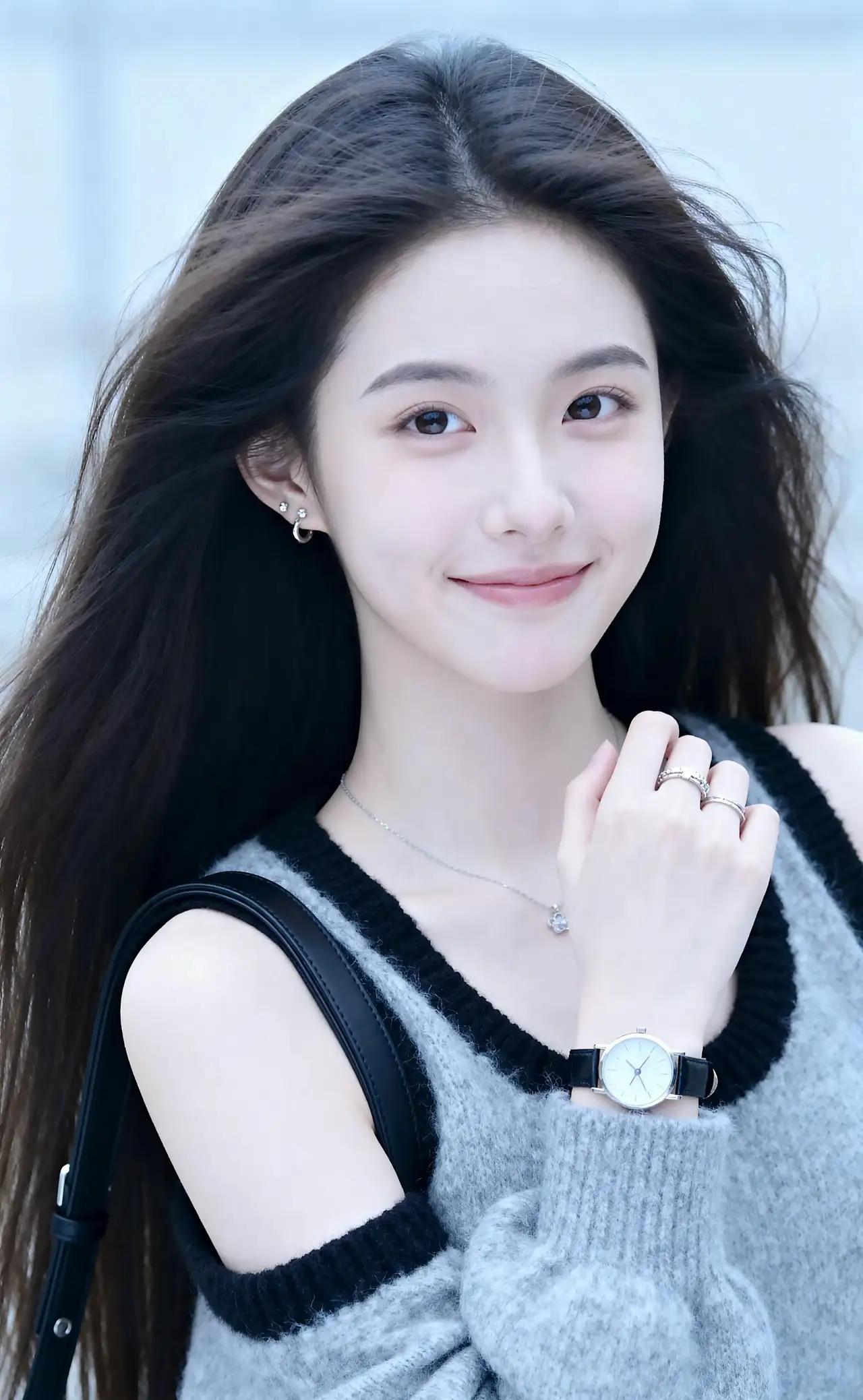 看到那些既清纯又性感、清新出尘的女生照片，真的一眼就沉沦其中！青春明艳、气质清新