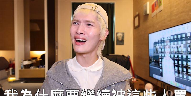 被绿蛙叫骂“滚回中国”　钟明轩再赴大陆钟明轩去年2月到大陆说出了“我真的很喜欢