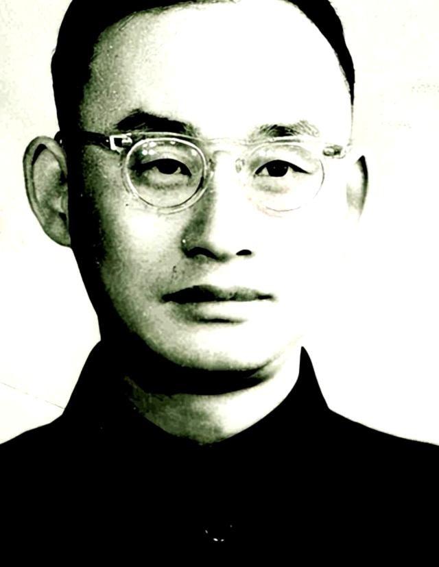 1983年，加拿大数学家孟德尔松应邀赴华讲学，不料他刚踏上中国土地就发出疑问：