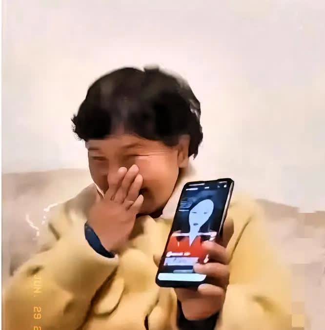 老祖宗说"贼过三年不打自招"杜新枝直播间一句"姚策三岁活蹦乱跳我都没认"