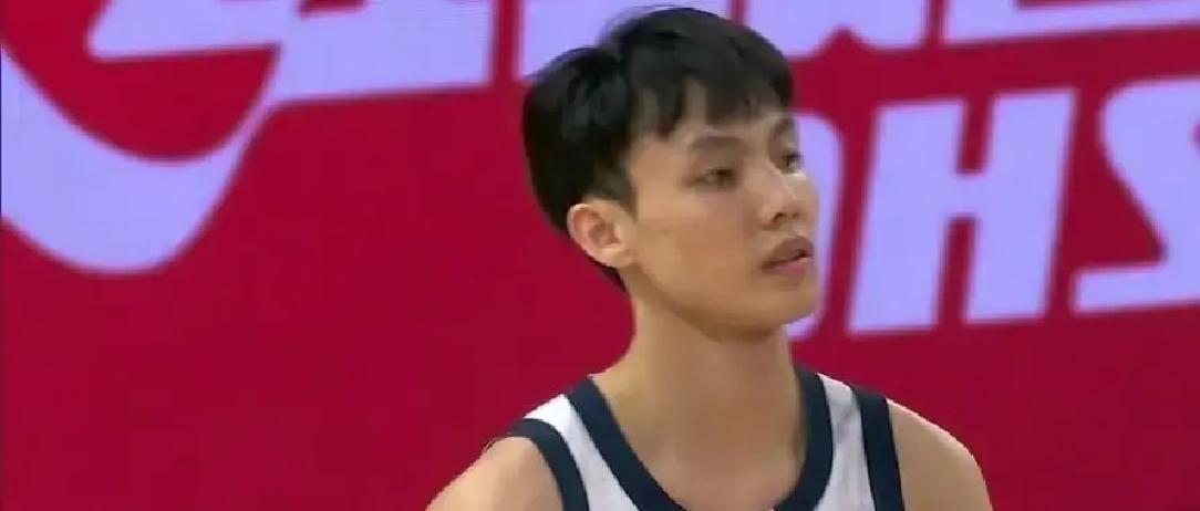 赢了浙江稠州3分，杜锋反而更睡不着了。最新数据撕开一个残酷事实：当萨姆纳和