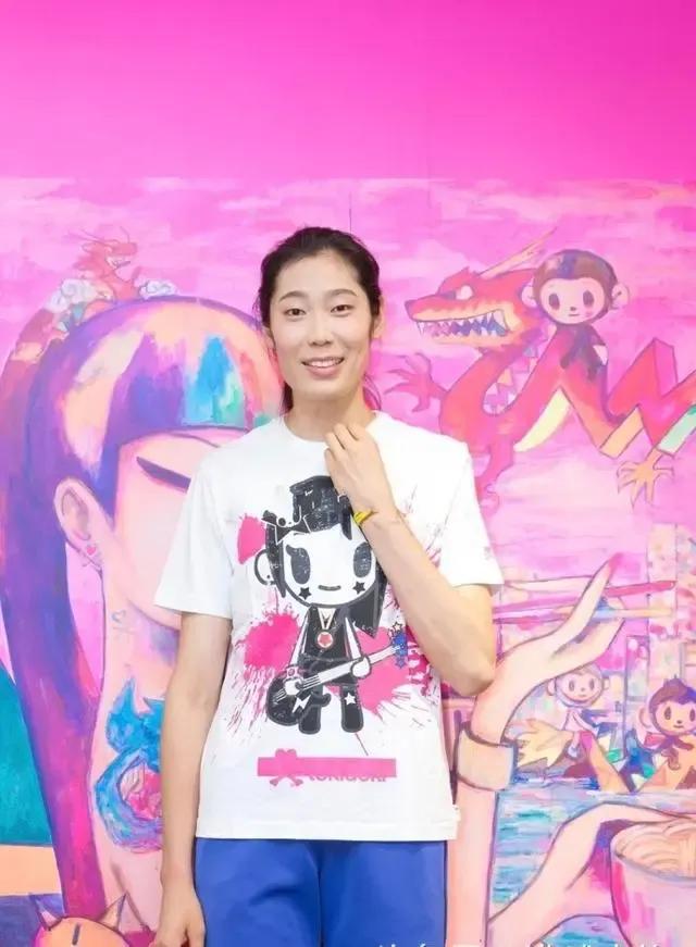 发现了吗，这些奥运冠军竟然都是农村出身：1.王军霞万米跑奥运冠军，出