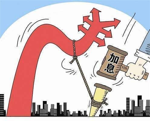 美元加息的悖论美债死还是日债死?美联储发出鹰派言论，要在九月加息。目的是压