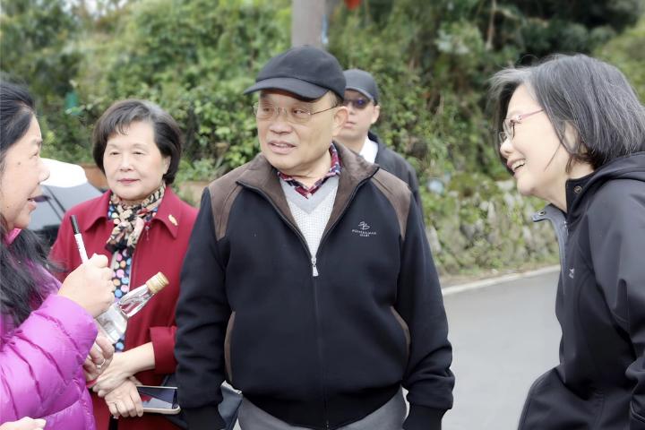 民进党全代会中常委改选暗潮涌动　「英妃迈苏」寻求结盟抗衡泛赖系梅花新闻网编