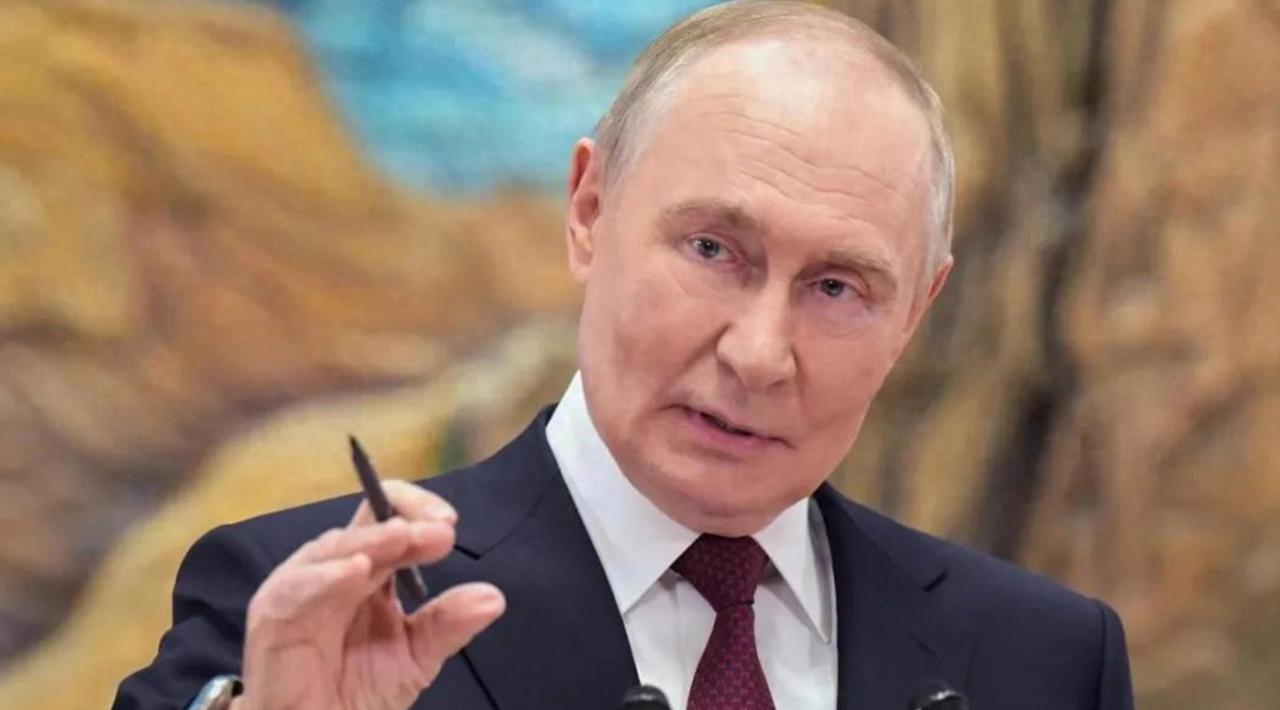 你敢不撤军，我就全面占领！普京耐心耗尽，直接摊牌。基辅政坛地震，乌克兰“影子总统