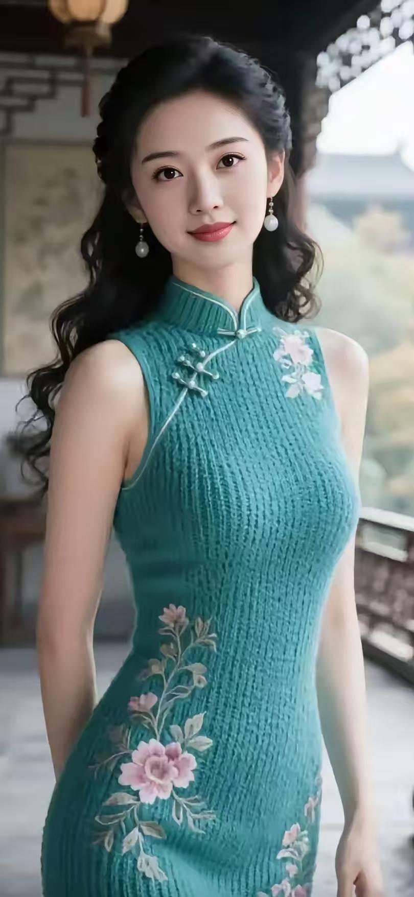 旗袍给予什么样女性美?旗袍能充分展示女性的曲线美，勾勒出女性特有的S型身材，让女