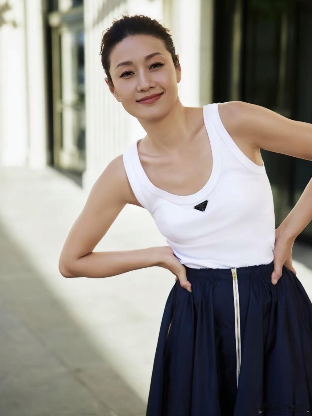 马伊琍的气质真的太绝了！自带一种从容又大气的气场，不管是日常穿搭还是公开亮相，都