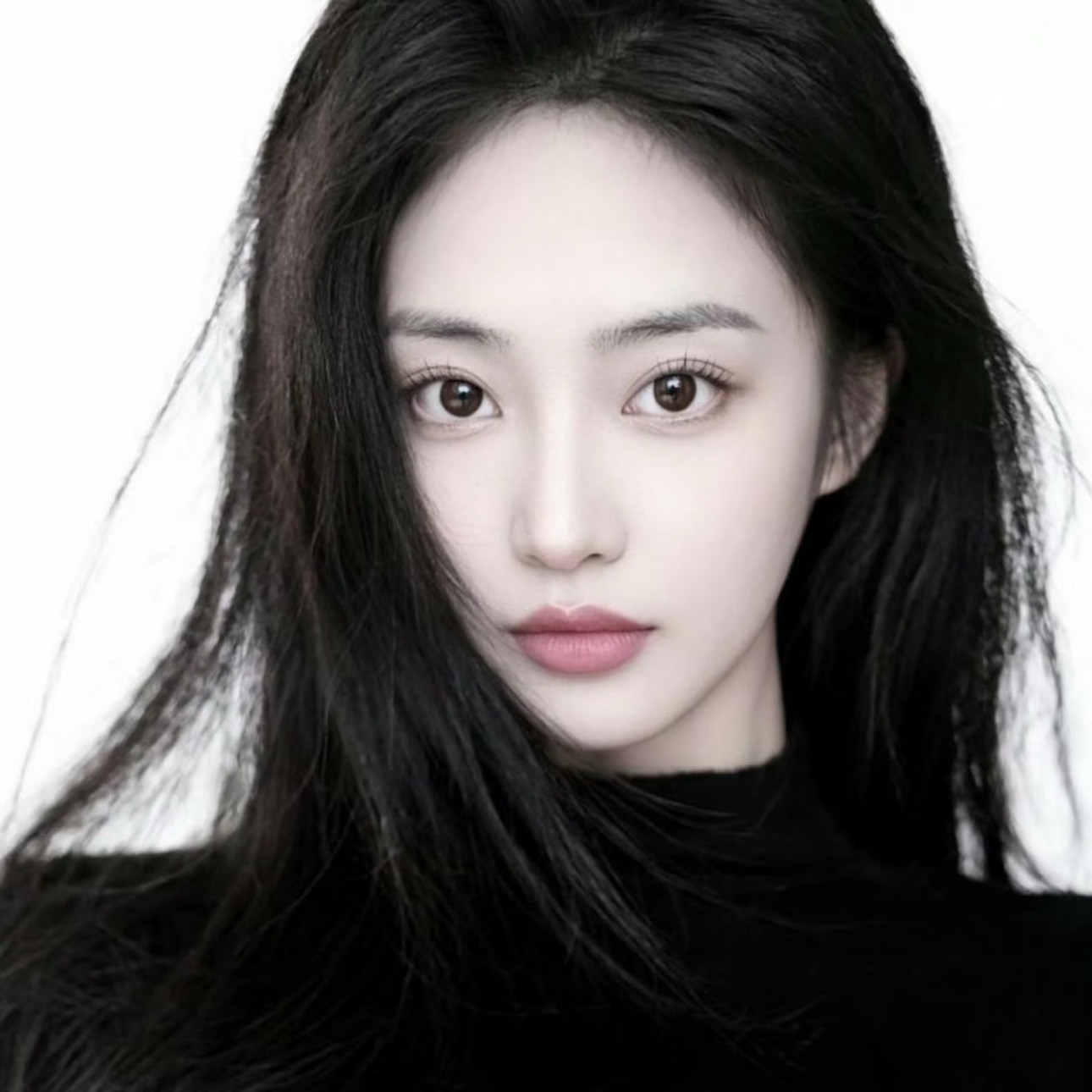 iamroosie丨司晓迪丨头像分享｜氛围感｜高质量wechat头像｜无水印｜2