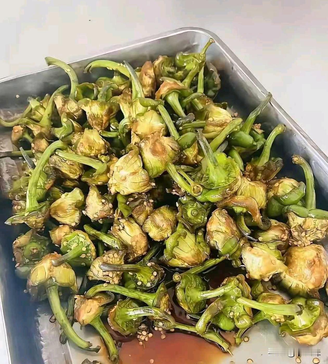 这个还能被用来炒一盘菜呀，真是长知识了