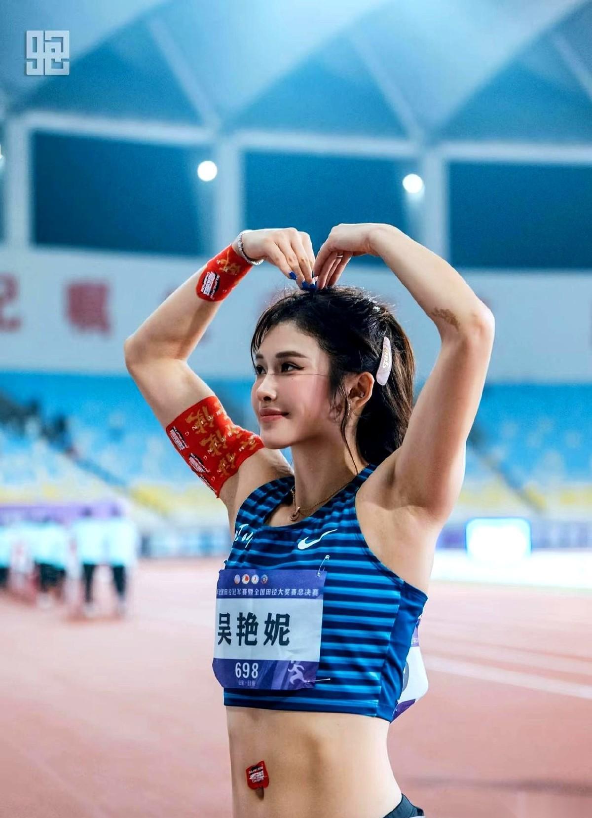 16岁，全国百米冠军。这六个字放一起，我都得倒吸一口凉气。陈妤颉。记住这个名