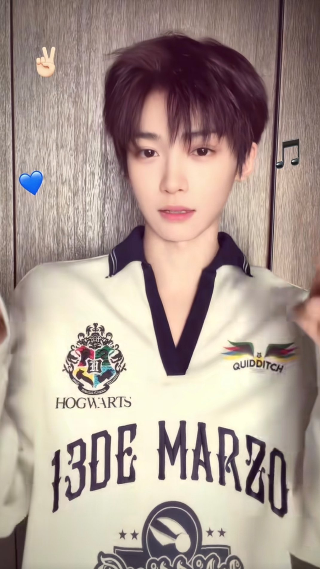 卧槽郑梓渝你几岁