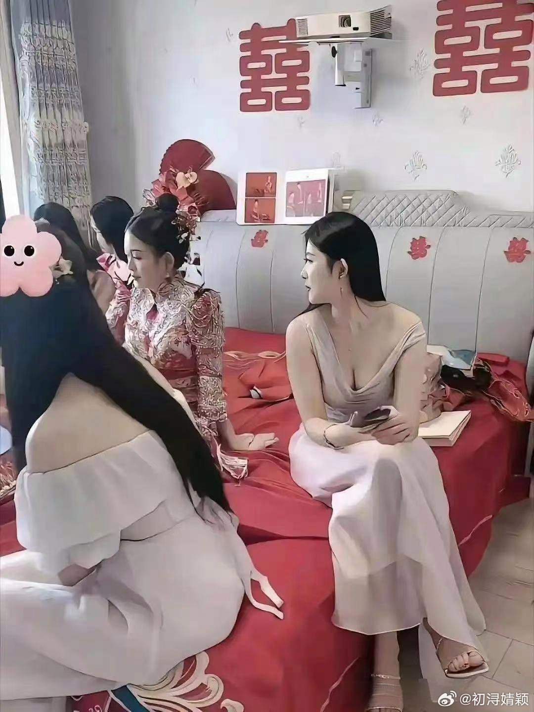 新娘的风头被伴娘抢走了​​​